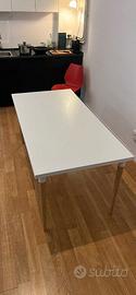 Scrivania Ikea bianca 160x80cm