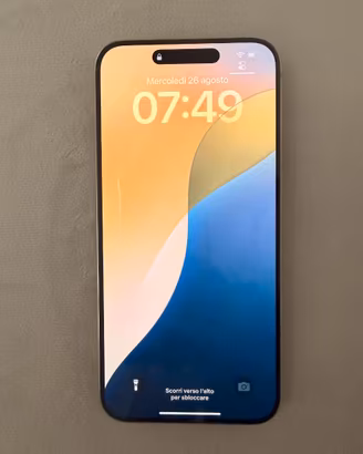 iPhone 15  pro Max 1 TB grigio condizioni perfette
