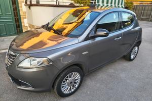 Lancia Ypsilon Twin Air 900 Metano 80 CV