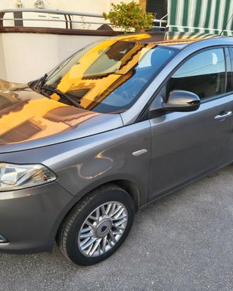 Lancia Ypsilon Twin Air 900 Metano 80 CV