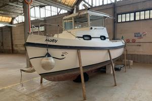 Barca Zampieri a motore