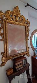 specchio dorato antico