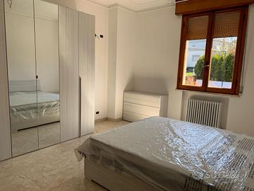 Camera a pochi metri dalla Ferrari