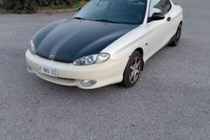 Hyundai Coupe