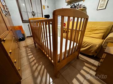 Lettino con spondine