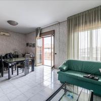 Vendita Appartamento 6vani 150mq + 80mq balconi