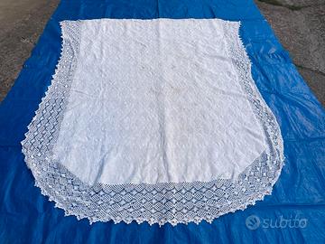 tessuti grezzi, camicia da notte e copriletto ‘800