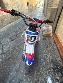 Lem motor pit bike 110cc