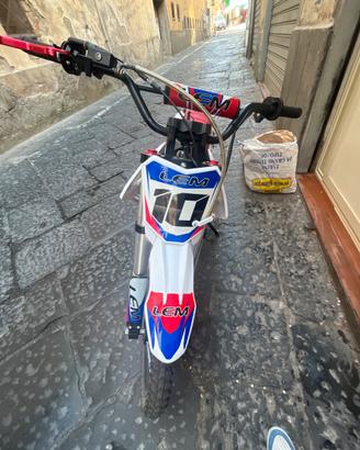 Lem motor pit bike 110cc