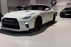 NISSAN GT-R 3.8 V6 Nismo