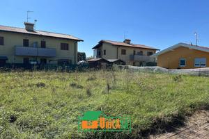 Terreno di 600 m² a Ruda