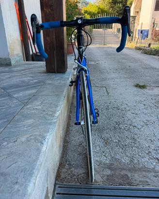 Pinarello dogma ak 61