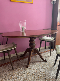 Tavolo da pranzo in legno stile antico