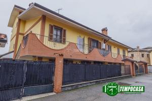 Casa indipendente a Vellezzo Bellini 3 locali