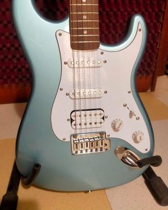 SQUIRE STRATOCASTER by Fender