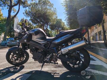 Bmw F800r