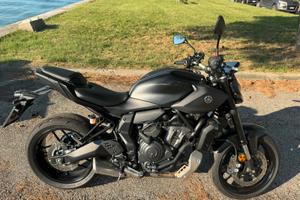 Yamaha MT-07 Y-AMT 2025 35kW