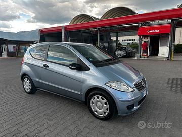 Mercedes classe A 160 coupe’ neopatentati