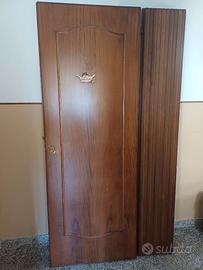 PORTONE IN LEGNO MASSELLO