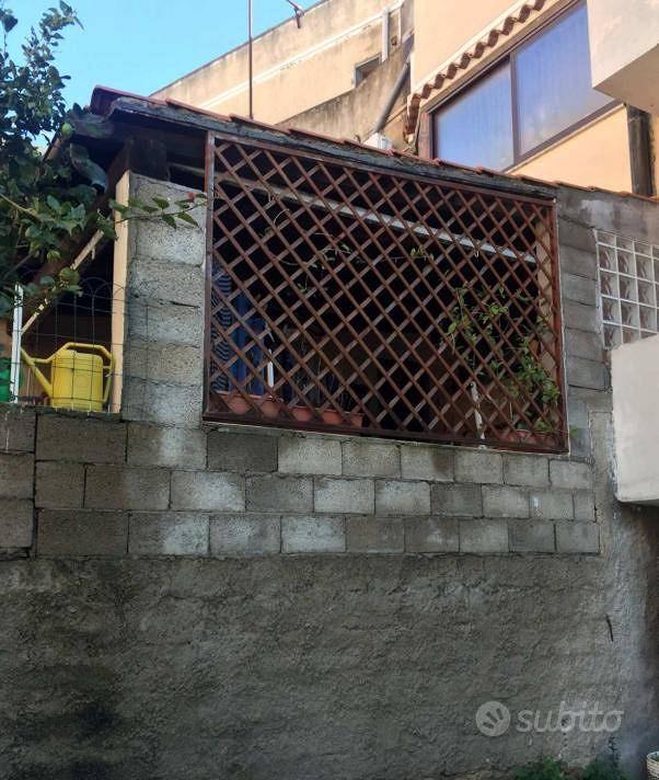 Immobile in asta di 291 m² con più di 5 locali a L - Vista 3