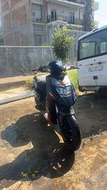 Ricambi aprilia sr motard/piaggio new typhoon
