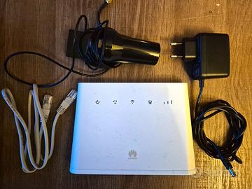 HUAWEI model B311-221 router modem 4G con SIM