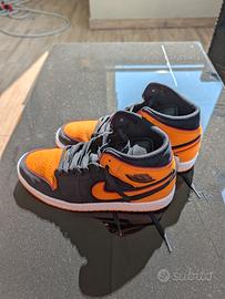 Air Jordan 1 mid SE