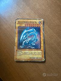 Drago Bianco Occhi Blu