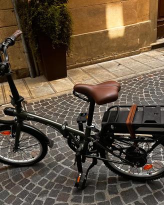 Bici elettrica a pedalata assistita pieghevole