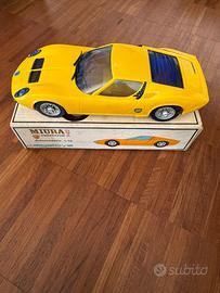LAMBORGHINI MIURA P400 GIOCATTOLO DA COLLEZIONE AN