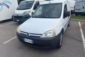 Opel compo benzina e metano