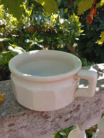 Vaso da notte/pitale in ceramica bianca vintage