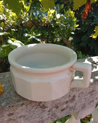 Vaso da notte/pitale in ceramica bianca vintage