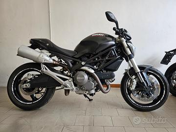 Ducati Monster 696 - 2009