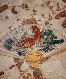 Grande ventaglio cinese da parete