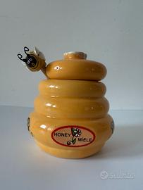 Vasetto miele con cucchiaino