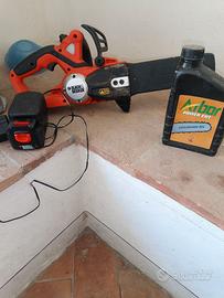 Motosega black and Decker 18 volt