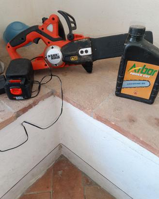 Motosega black and Decker 18 volt