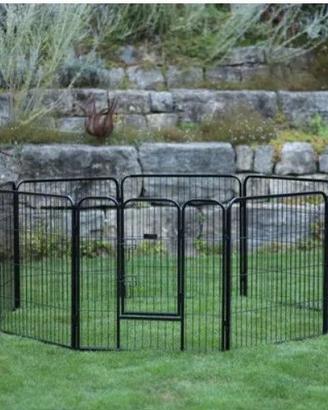 Recinto per animali con porta per cani e cuccioli