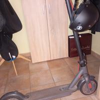Scooter elettrico Aovopro ES80 