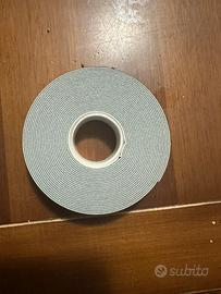 Nastro biadesivo