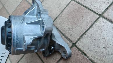 Supporti laterali motore Ford Smax stline 2021 