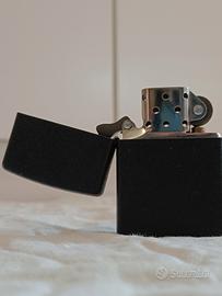 Zippo originale Black Crackle 2004