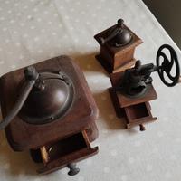 Macinini "vintage"in legno 