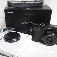 Fujifilm X100V + Scatola Solo 9200 Scatti