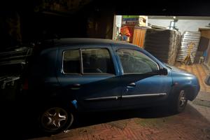 Renault Clio 2002