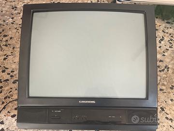 Tv super color Grundig T-70-440