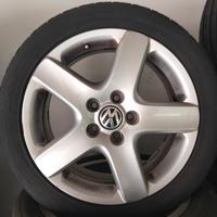 4 ruote R17  Volkswagen golf 5