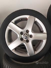 4 ruote R17  Volkswagen golf 5