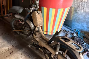 Motorino benelli antico